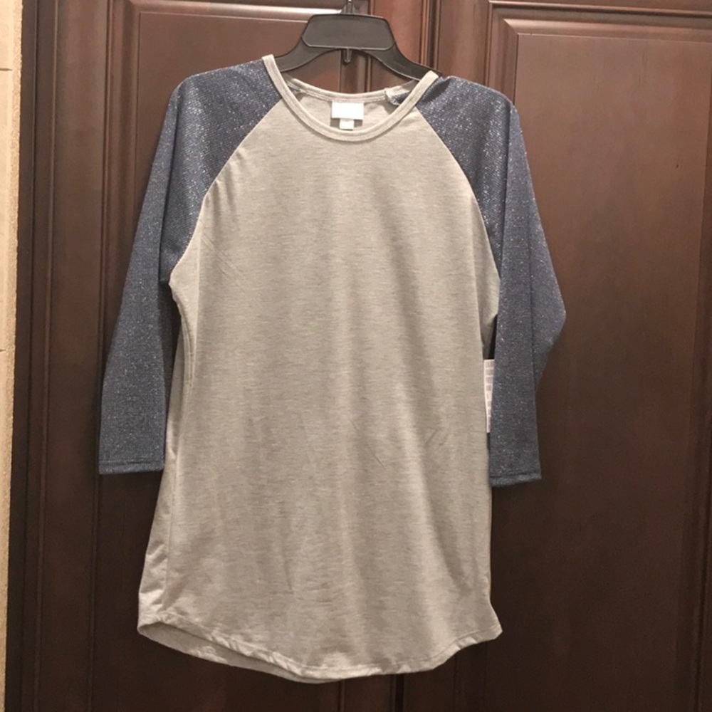LuLaRoe Randy NWT med silver mesh sleeves
